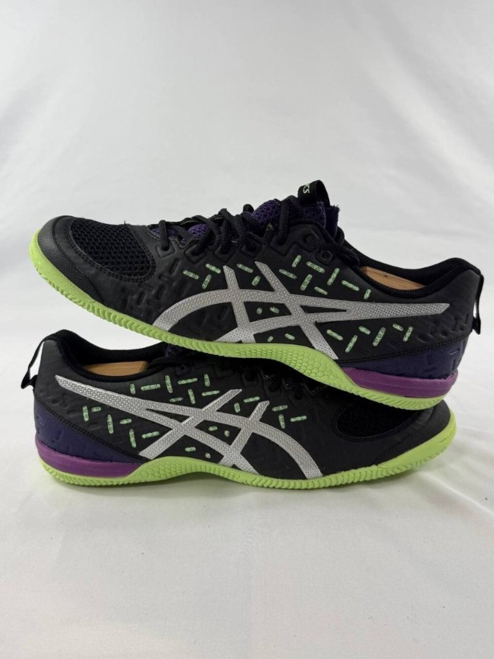 ASICS Court Shoes Mens 11.5 Indoor Volleyball Training Black Purple S567Y